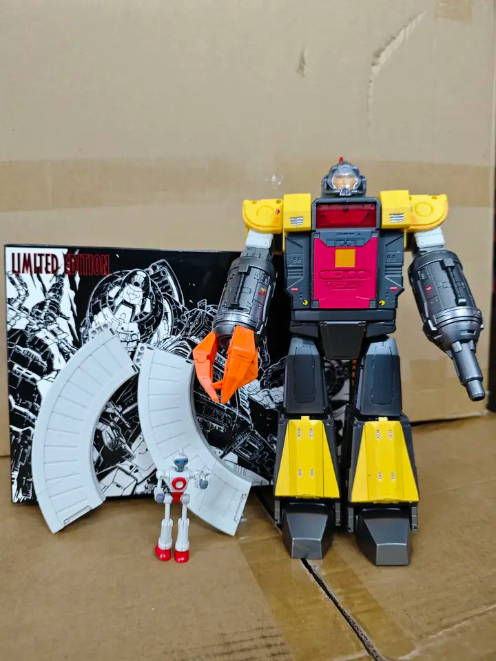 Pangu PT02M Mighty Miracle 26cm Defensive Fortress Action Figure